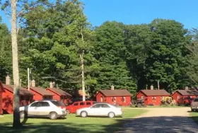 Photograph of Sno-shu Inn, Hulbert