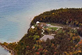 Photograph of The Headlands Beach House, Mackinaw City
