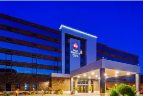 Photograph of Best Western Kelly Inn, Saint Cloud