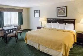 Photograph of Quality Inn, Coon Rapids