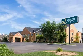 Photograph of Quality Inn, Lakeville