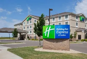 Photograph of Holiday Inn Express, Rogers