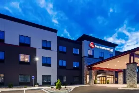 Photograph of Best Western Plus, Saint Peter