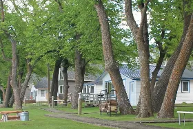 Photograph of Viking Bay Resort & Lodge, Alexandria