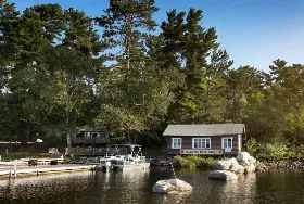 Photograph of Voyageur Park Lodge On Lake Kabetogama, Kabetogama