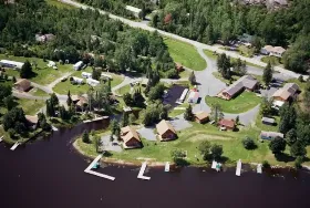 Photograph of Ash Trail Lodge Resort, Orr