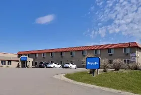 Photograph of Sauk River Inn & Suites, Sauk Centre