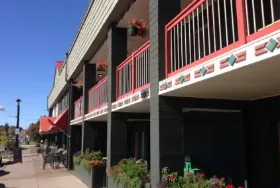 Photograph of Harbor Inn Restaurant & Motel, Grand Marais