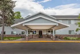Photograph of Super 8, Duluth