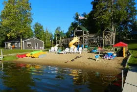 Photograph of Straight Pines Resort, Osage
