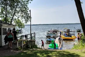 Photograph of Woodlawn Resort, Battle Lake