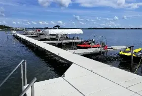 Photograph of Westridge Shores Resort, Alexandria