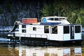 Photograph of Ebel's Voyageur Houseboats, Kabetogama