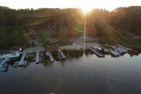 Photograph of Spring Bay Resort & Guide Service, Cook