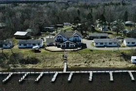 Photograph of Riverview Resort, Baudette