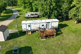 Photograph of 2annes Lakeside RV Park, Erskine