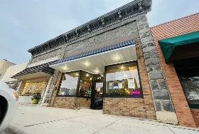 Photograph of Bluenose Gopher Public House, Granite Falls