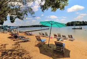 Photograph of Lake Tiak-O'Khata Resort, Louisville