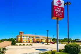 Photograph of Best Western Plus, Magee
