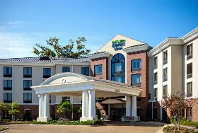 Photograph of Holiday Inn Express, Flowood