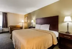 Photograph of Quality Inn, Batesville