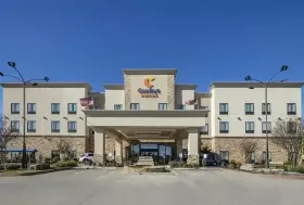 Photograph of Comfort Suites, Batesville