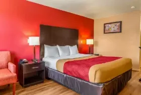 Photograph of Econo Lodge, Meridian
