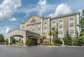 Photograph of Comfort Suites, Flowood
