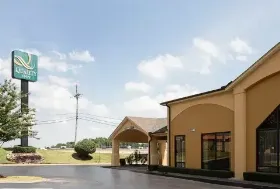Photograph of Quality Inn, Southaven