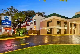 Photograph of Best Western Oak Manor Motel, Biloxi