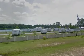 Photograph of Lakeview RV Resort, Saucier