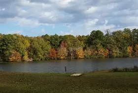 Photograph of Lake Lowndes Park, Columbus