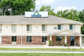 Photograph of Days Inn, Warrensburg