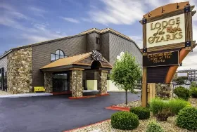 Photograph of Lodge Of The Ozarks, Branson