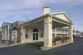 Photograph of Days Inn, Liberty