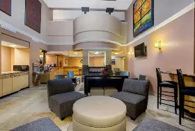 Photograph of La Quinta Inn & Suites, Springfield