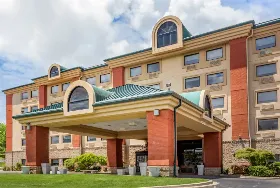 Photograph of Holiday Inn Express, Branson