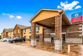 Photograph of Surestay Plus Hotel By Best Western, Kearney
