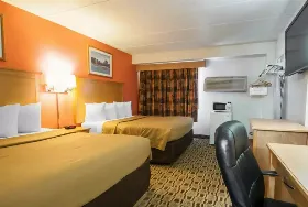 Photograph of Econo Lodge, Kansas City