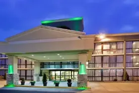 Photograph of Surestay Plus Hotel By Best Western,