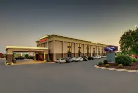 Photograph of Hampton Inn, Lebanon