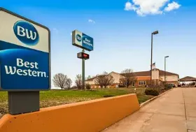 Photograph of Best Western Teal Lake Inn, Mexico