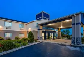 Photograph of Best Western - Brookfield, Brookfield