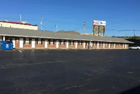 Photograph of Budget Inn, Jefferson City