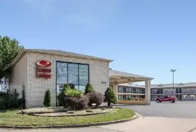 Photograph of Econo Lodge, Saint Robert