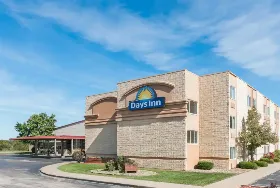Photograph of Days Inn, Kirksville