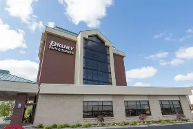 Photograph of Drury Inn & Suites, Valley Park
