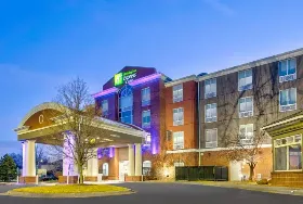 Photograph of Holiday Inn Express, Grandview