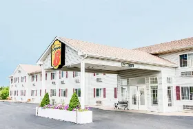Photograph of Super 8, Neosho