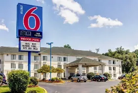 Photograph of Motel 6, Columbia